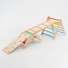 Die Vorteile eines Montessori Mehrzweck Lernturms für Ihr Kind Die Vorteile eines Montessori Mehrzweck Lernturms für Ihr Kind